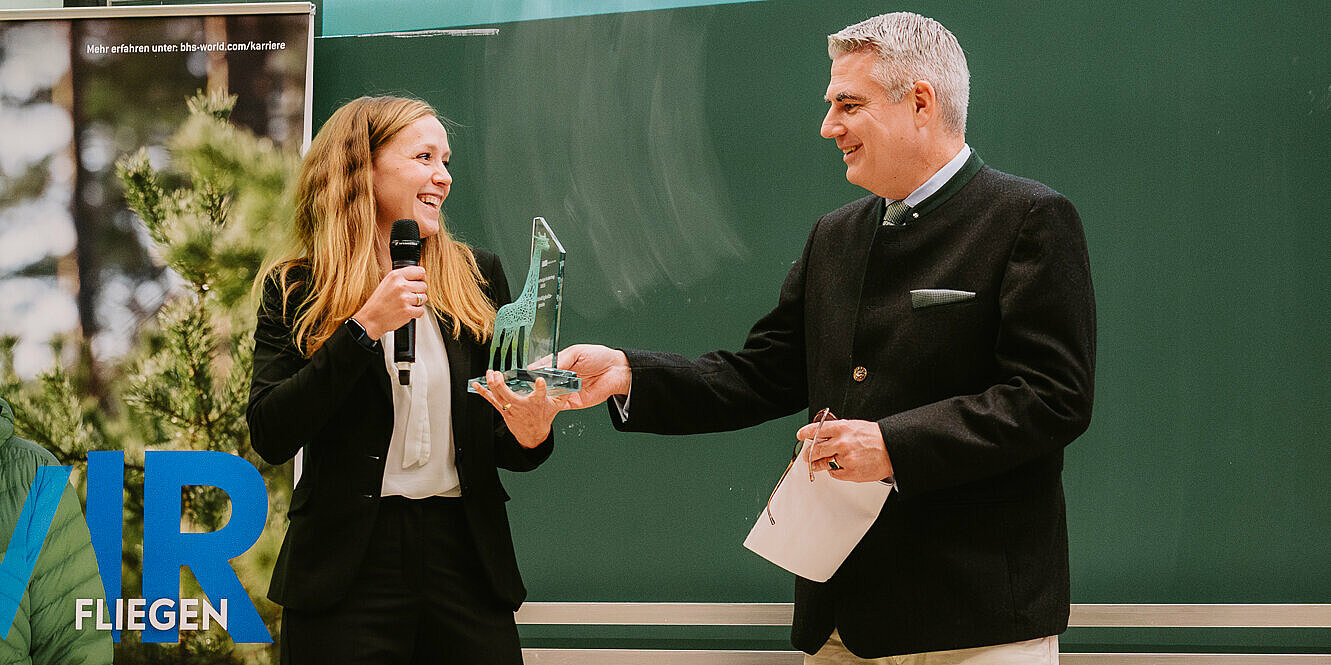 Dr. Nina Sindersberger erhielt für ihre Gründungsidee den Nachhaltigkeitspreis. Foto: OTH Regensburg/Fabian Baumgartner
